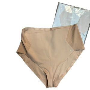 Honeylove Crossover Brief, set of 2, nude, white, NWOT, XL